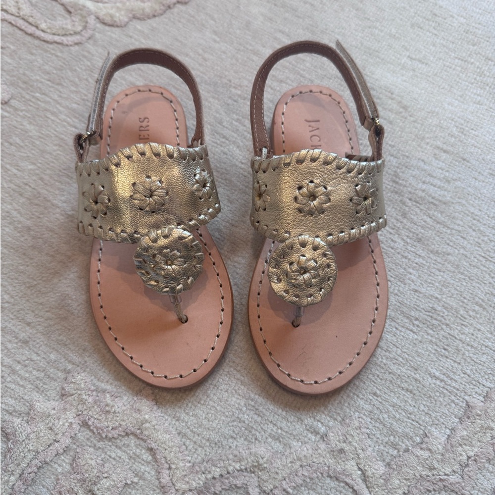 Jack Rogers Girls Metallic Gold Medallion Thong Sandals
